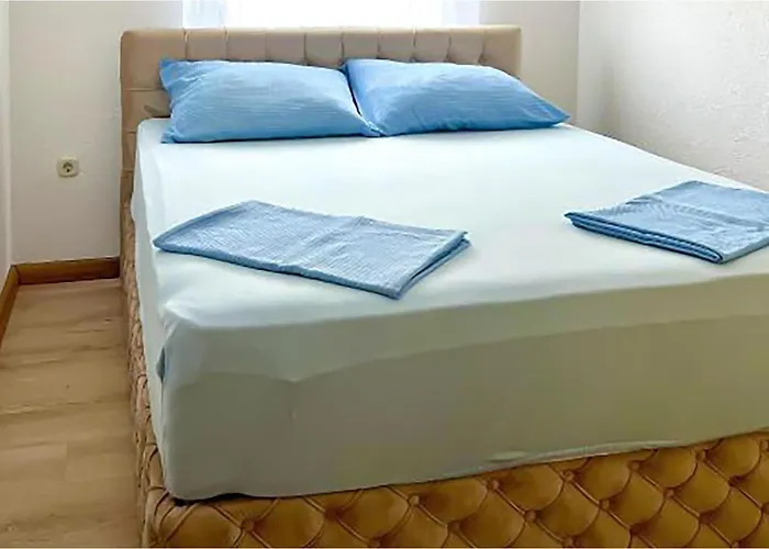 1 Bedroom Stunning In