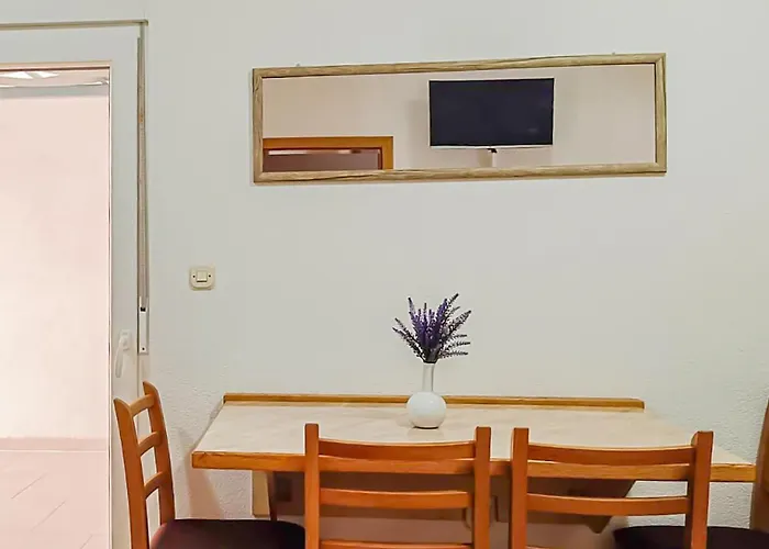 Apartman 1 Bedroom Stunning In *